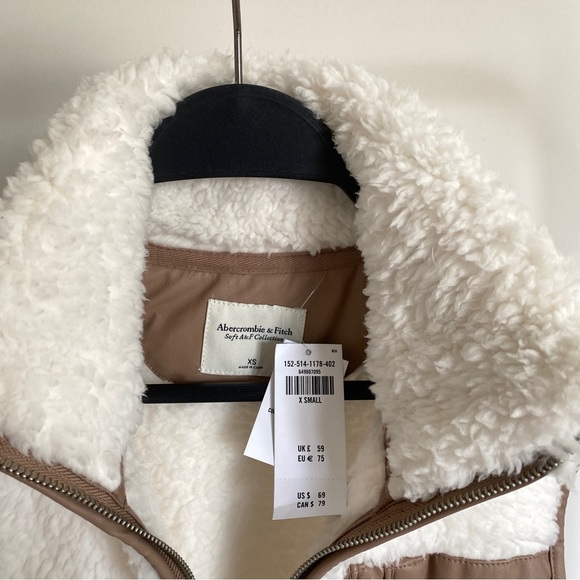 ABERCROMBIE & FITCH sleeveless jacket (NEW) - Picture 2 of 6